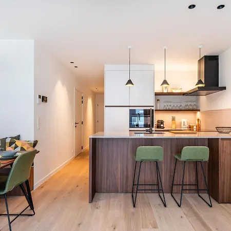 Debaak Ii 302 Modern In A Location Daire